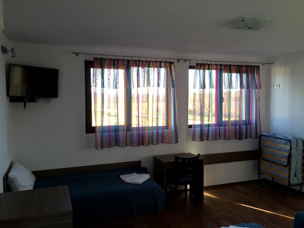 Guest House Hasiendata Pavel Banya Εξωτερικό φωτογραφία
